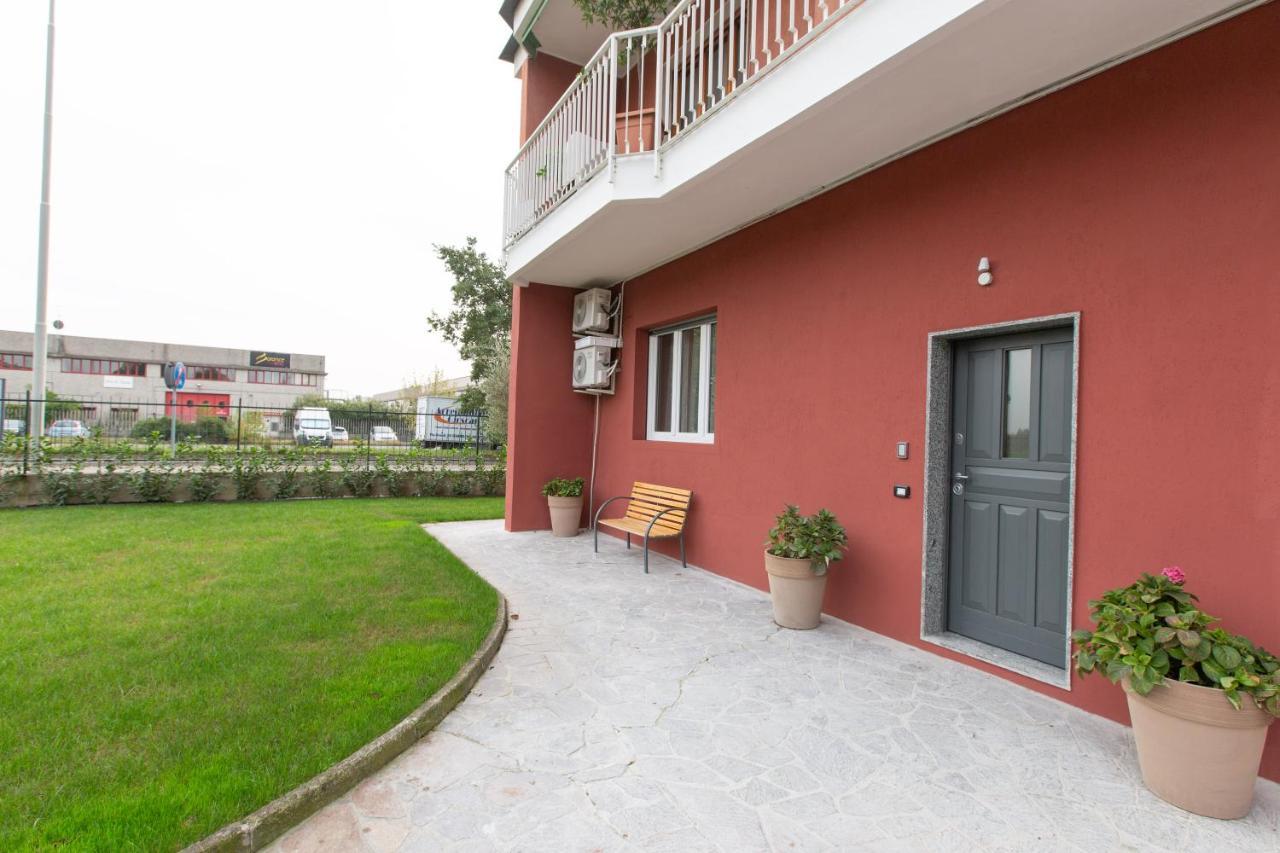 Relax Nel Verde Segrate Exterior photo